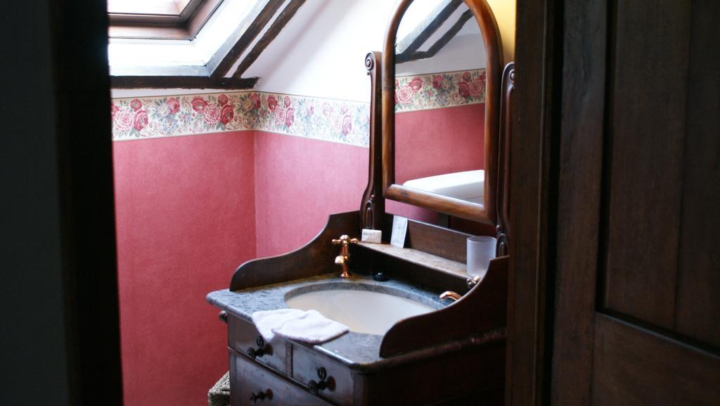 B&B Le Secret Du Bois Bourseigne-Vieille Chambre photo