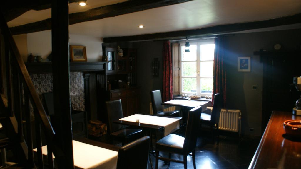 B&B Le Secret Du Bois Bourseigne-Vieille Extérieur photo